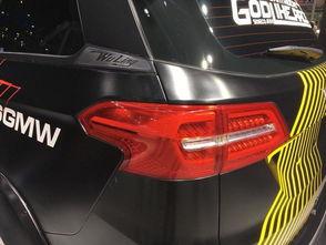 国产五菱床车改装视频,国产神车变身移动家园